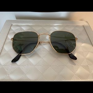 Ray-Ban Hexagonal Polarized Green Lenses